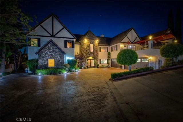 1532 Kensing Lane, North Tustin, CA 92705