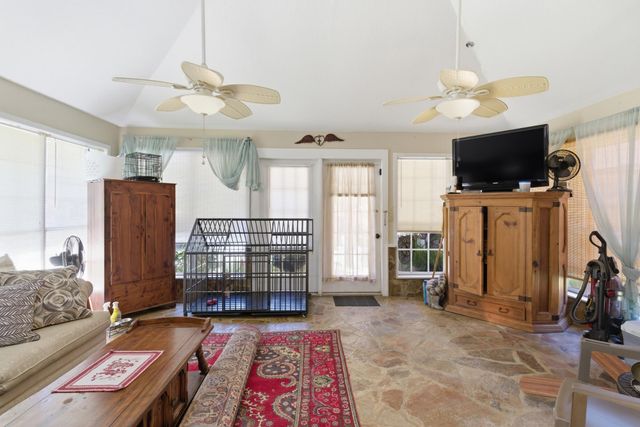 402 Edwards St., Petal, MS 39465