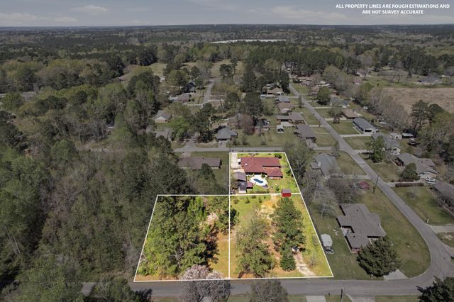 402 Edwards St., Petal, MS 39465