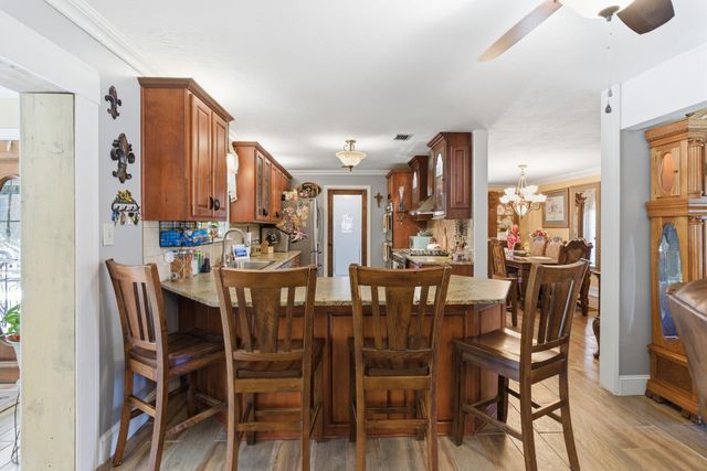 402 Edwards St., Petal, MS 39465