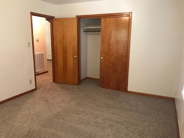 5000 Collinwood Dr, Clarksville, TN 37042