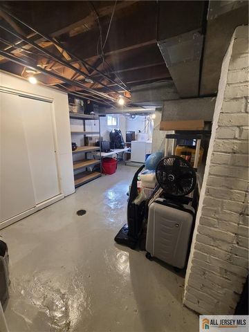 23 Coolidge Avenue, Edison, NJ 08837