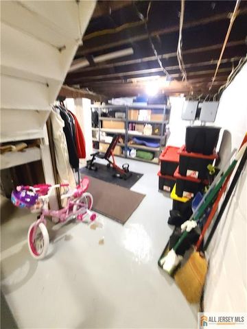 23 Coolidge Avenue, Edison, NJ 08837