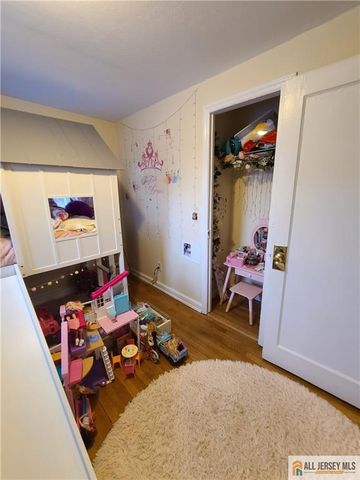 23 Coolidge Avenue, Edison, NJ 08837