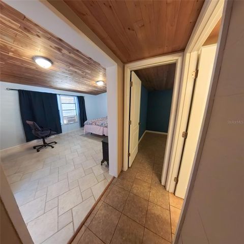 2501 GATOR LANE, Groveland, FL 34736