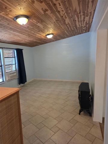2501 GATOR LANE, Groveland, FL 34736
