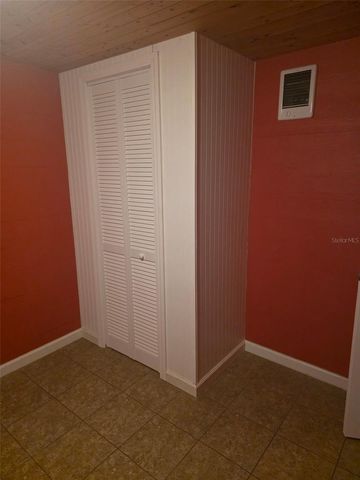 2501 GATOR LANE, Groveland, FL 34736