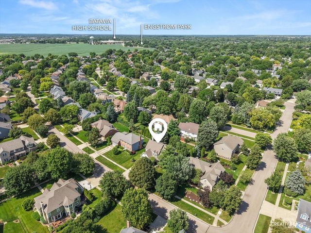 1384 Fagan Road, Batavia, IL 60510