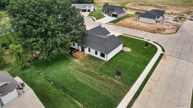 1501 Guilford Place, Troy, IL 62294