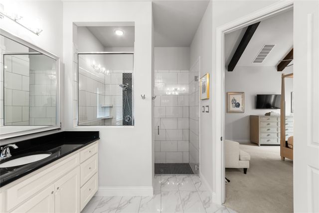 1810 Birds Fort Trail, Arlington, TX 76005