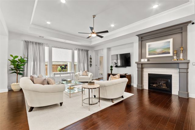 1810 Birds Fort Trail, Arlington, TX 76005