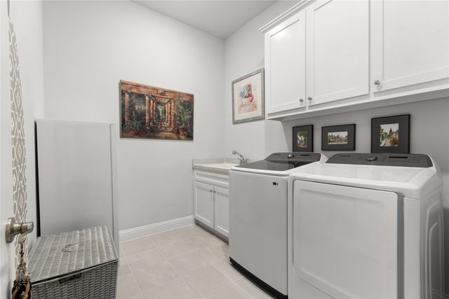 1810 Birds Fort Trail, Arlington, TX 76005