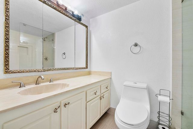 2751 S Ocean Drive 602s, Hollywood, FL 33019