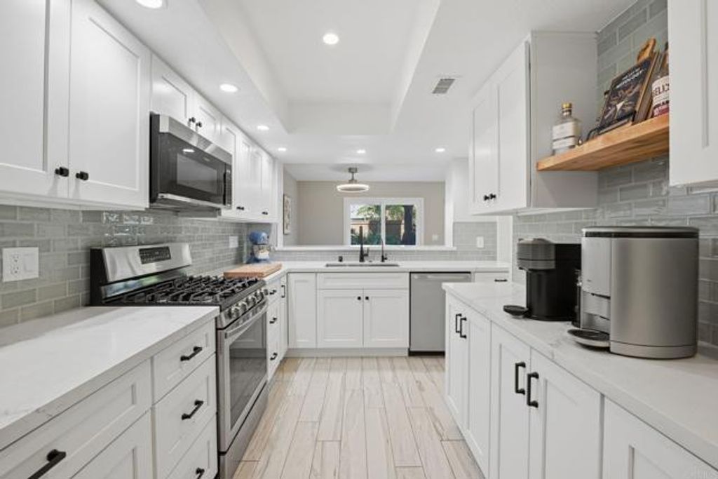 2992 Brandon Circle, Carlsbad, CA 92010