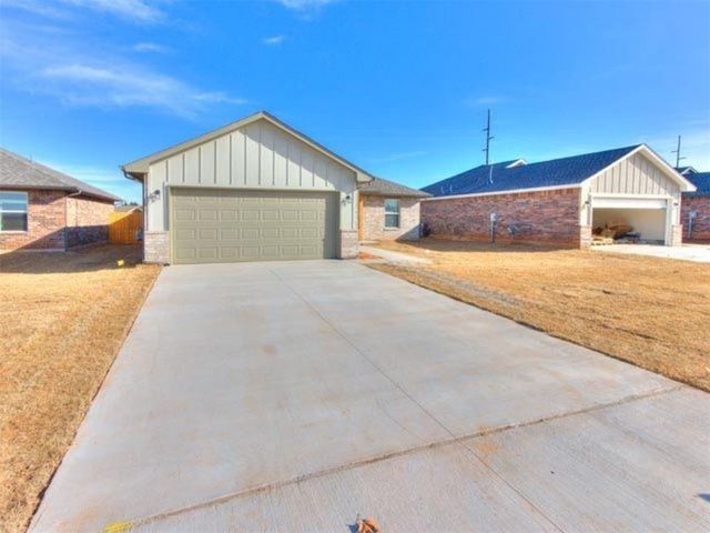 1619 Highland Loop, Guthrie, OK 73044