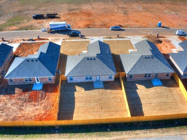 1619 Highland Loop, Guthrie, OK 73044
