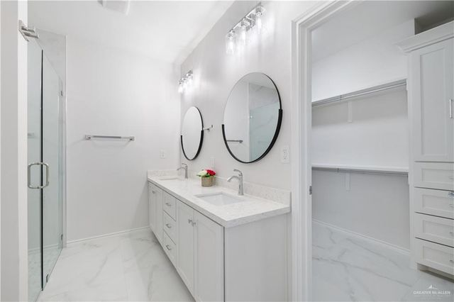 8006 N 48th Lane, Mcallen, TX 78504