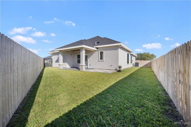 8006 N 48th Lane, Mcallen, TX 78504