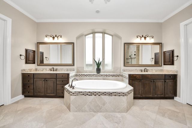 2202 Texoma Bend Lane, Friendswood, TX 77546