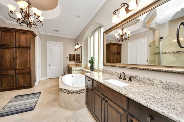 2202 Texoma Bend Lane, Friendswood, TX 77546