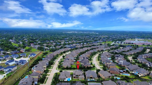 2202 Texoma Bend Lane, Friendswood, TX 77546