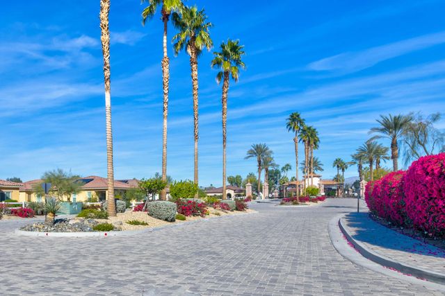 3449 Via Leonardo, Palm Desert, CA 92260