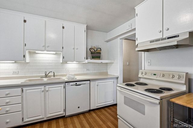 4685 S Sherman Street, Englewood, CO 80113