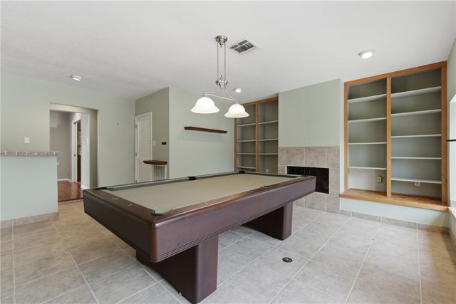 1122 Westover Street, College Station, TX 77840