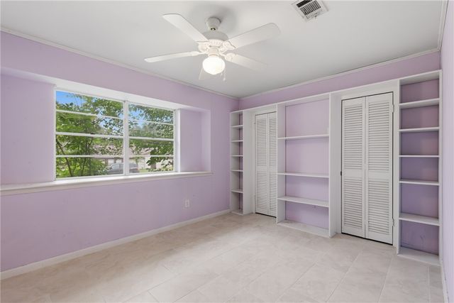 1122 Westover Street, College Station, TX 77840