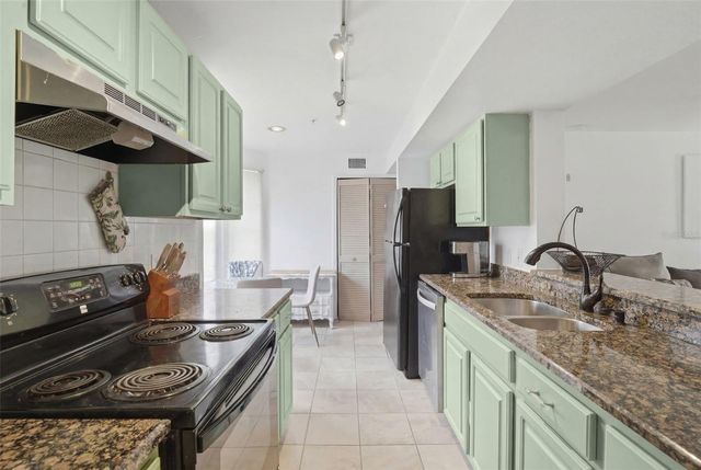 420 SUMMIT RIDGE PLACE 300, Longwood, FL 32779