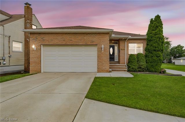 1860 Rockefeller Road, Wickliffe, OH 44092