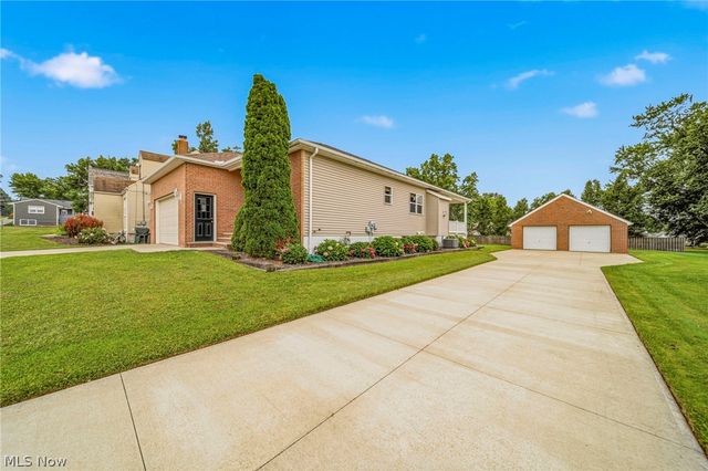 1860 Rockefeller Road, Wickliffe, OH 44092