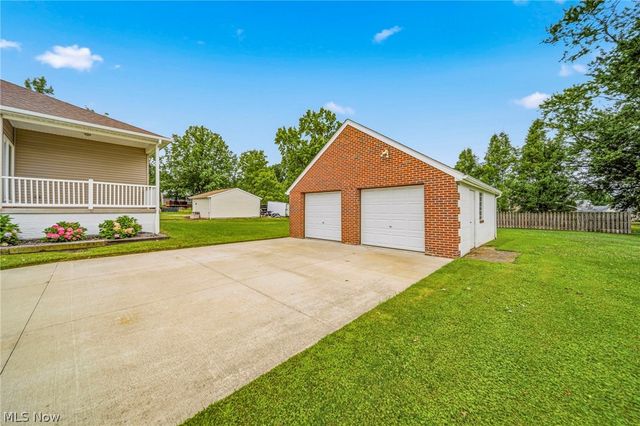 1860 Rockefeller Road, Wickliffe, OH 44092