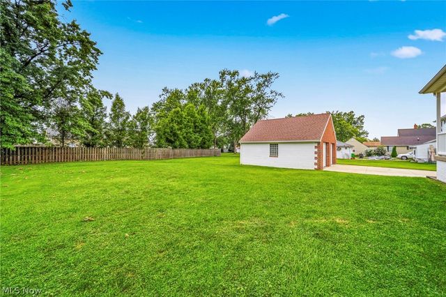 1860 Rockefeller Road, Wickliffe, OH 44092