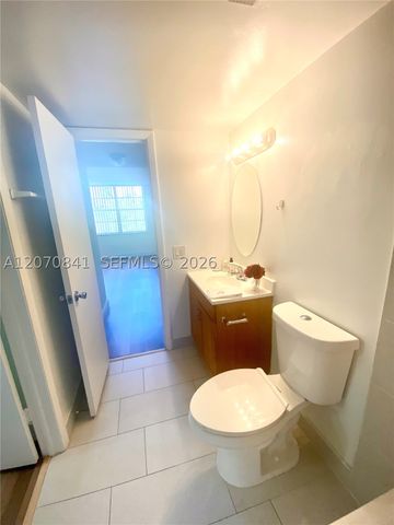 13120 SW 92nd Ave B-414, Miami, FL 33176