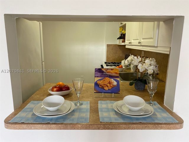 13120 SW 92nd Ave B-414, Miami, FL 33176