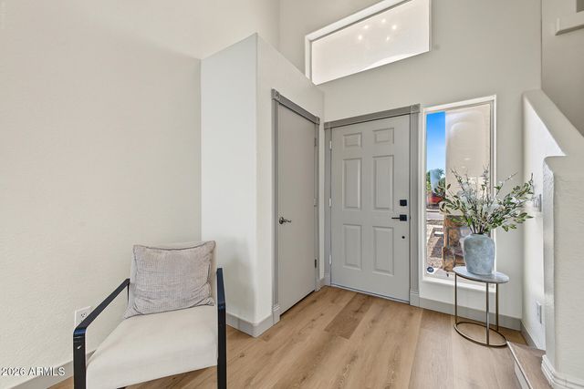 3910 E KIMBERLY Way, Phoenix, AZ 85050