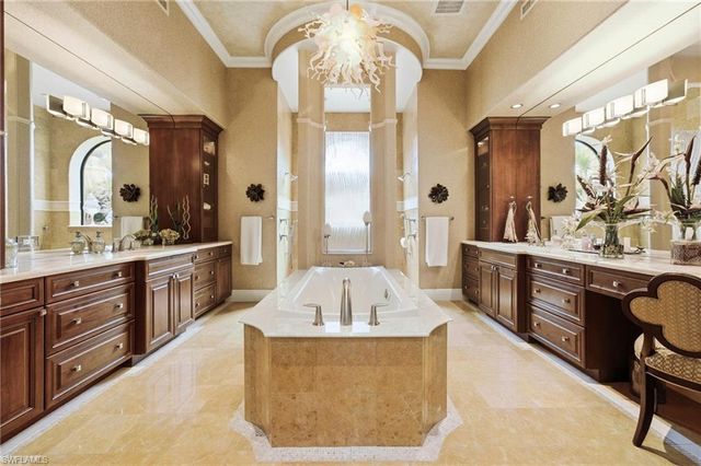 11440 Longwater Chase CT, Fort Myers, FL 33908