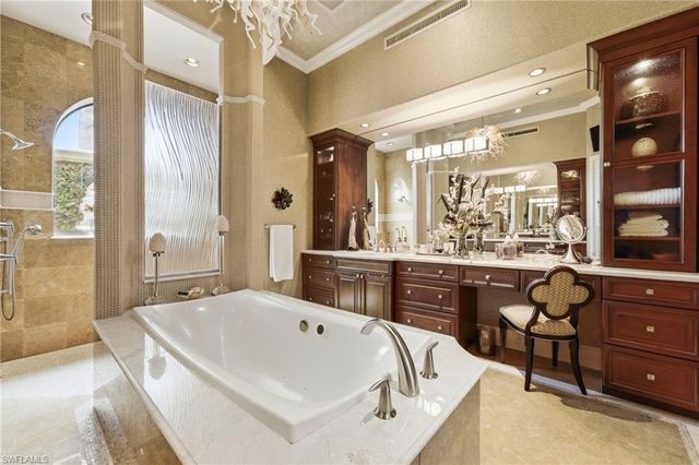 11440 Longwater Chase CT, Fort Myers, FL 33908
