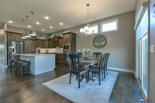 9621 S 30th Street, Lincoln, NE 68516