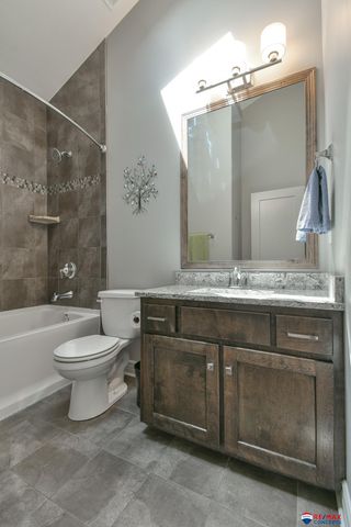 9621 S 30th Street, Lincoln, NE 68516