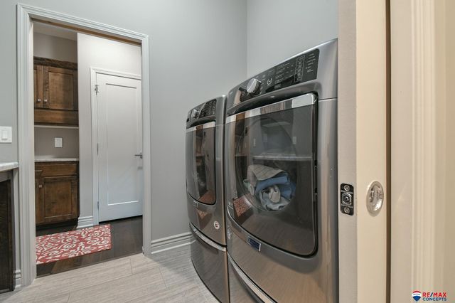 9621 S 30th Street, Lincoln, NE 68516