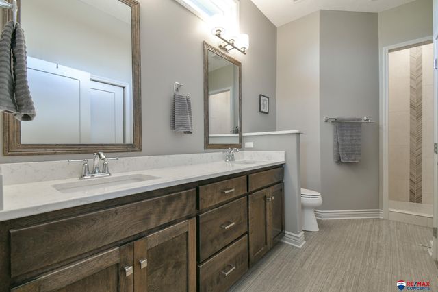 9621 S 30th Street, Lincoln, NE 68516