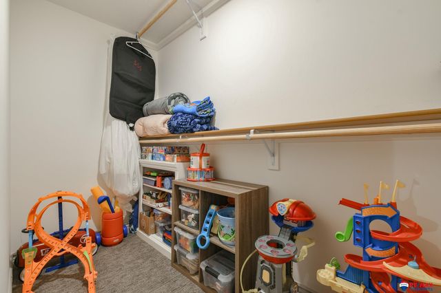 9621 S 30th Street, Lincoln, NE 68516