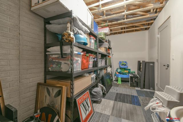 9621 S 30th Street, Lincoln, NE 68516