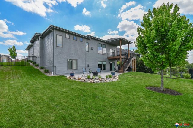 9621 S 30th Street, Lincoln, NE 68516