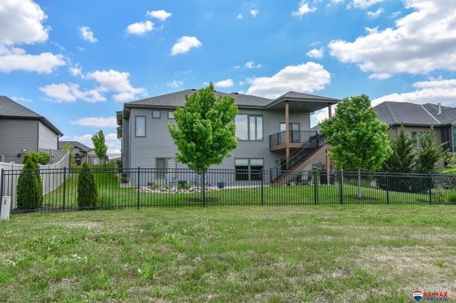 9621 S 30th Street, Lincoln, NE 68516