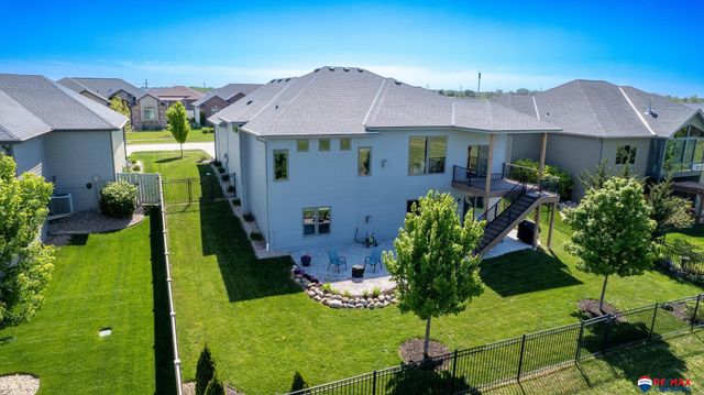 9621 S 30th Street, Lincoln, NE 68516