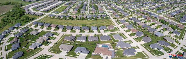 9621 S 30th Street, Lincoln, NE 68516