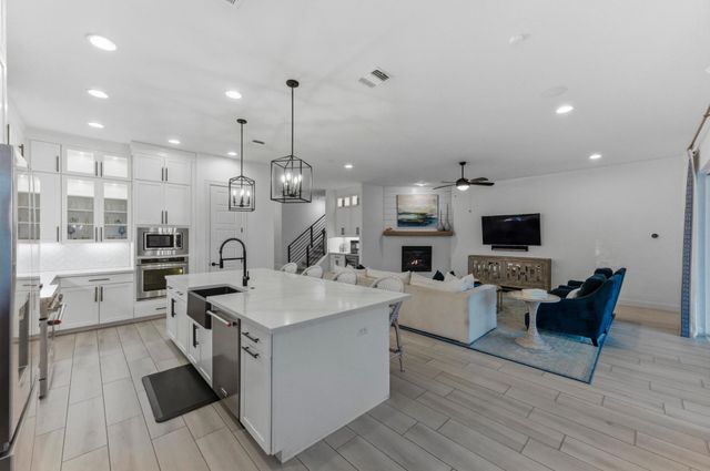 242 July Johnson DR, Austin, TX 78737